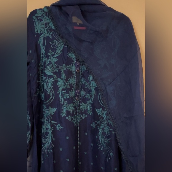 Farah Talib Aziz - small - Picture 16 of 16